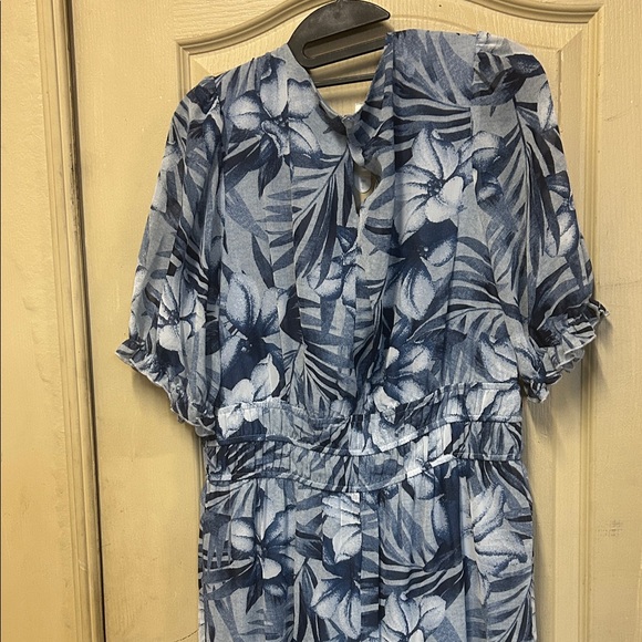 Floral Blue Maxi Dress - Picture 5 of 8